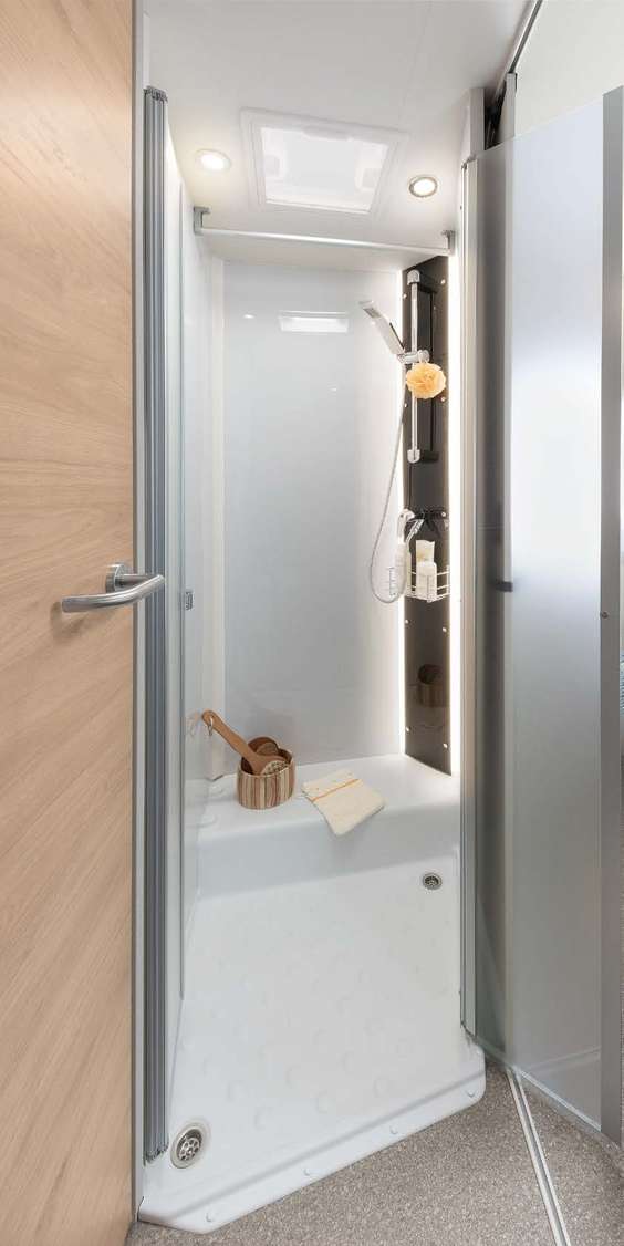 Cabina de duche separada com acessórios retroiluminados • T 7051 DBL